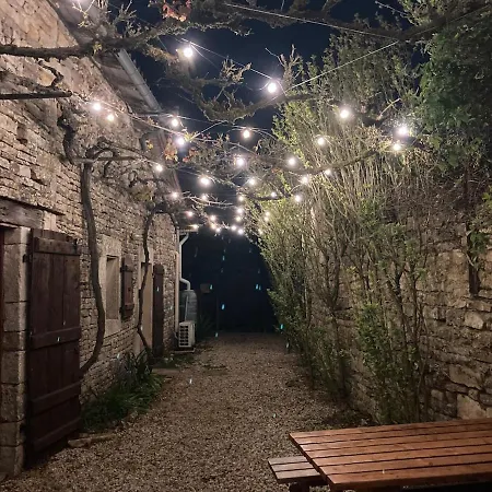 La Maisonnette De La Venelle Сasa de vacaciones Caunay