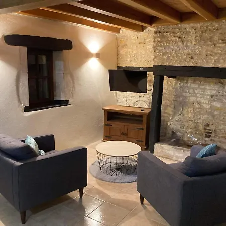 بيت للعطل La Maisonnette De La Venelle Caunay