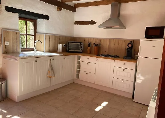 بيت للعطل La Maisonnette De La Venelle *